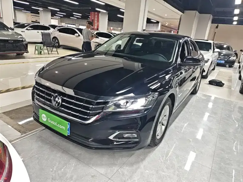 Volkswagen Passat, 2022
