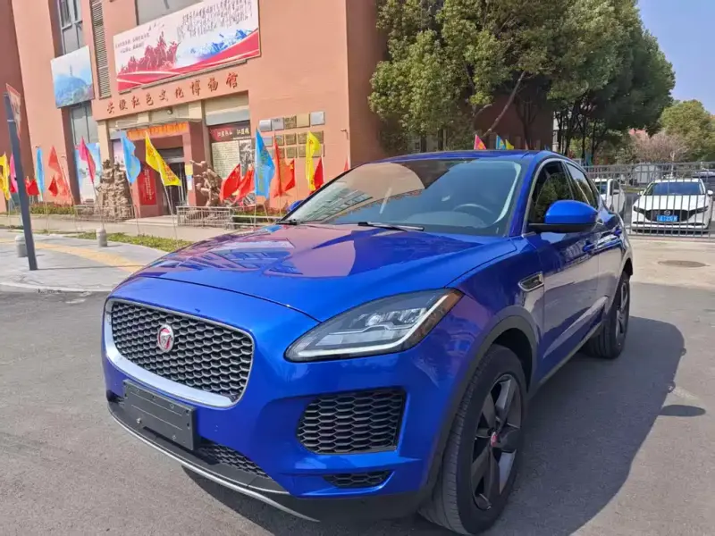 Jaguar E-PACE, 2021