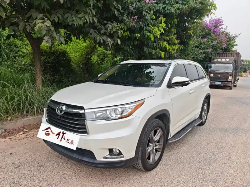 Toyota Highlander, 2015