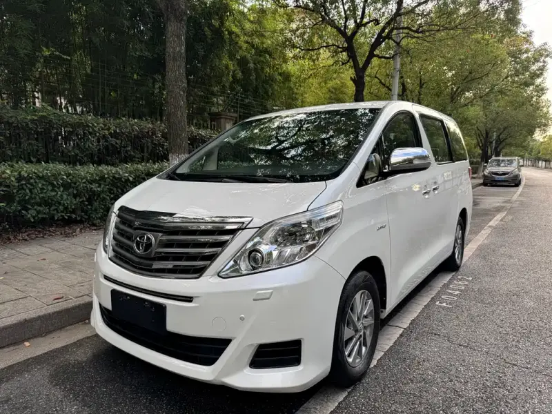 Toyota Alphard, 2016