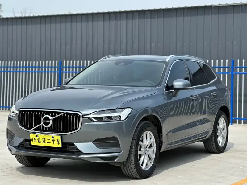 Volvo XC60, 2018 — фото 1