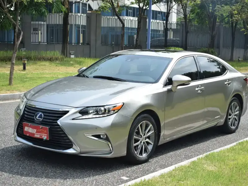 Lexus ES, 2017 — фото 1