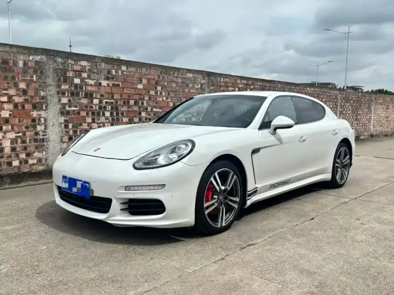 Porsche Panamera, 2013