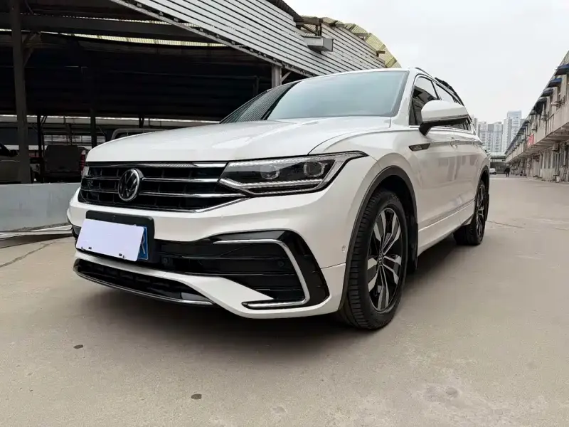 Volkswagen Tiguan L, 2023