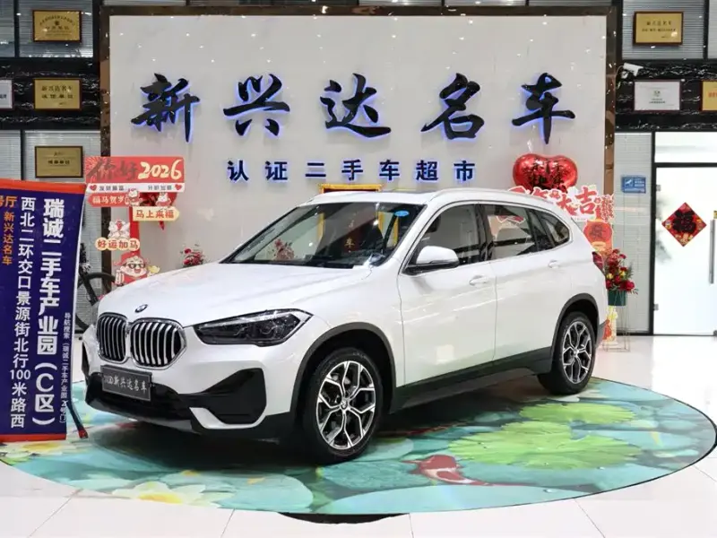 BMW X1, 2022 — фото 1