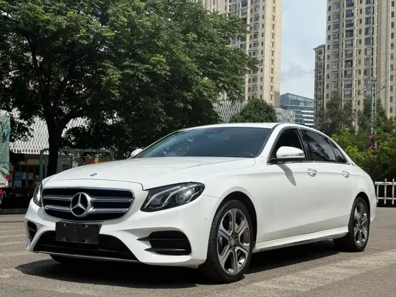 Mercedes-Benz E-Class, 2017 — фото 1