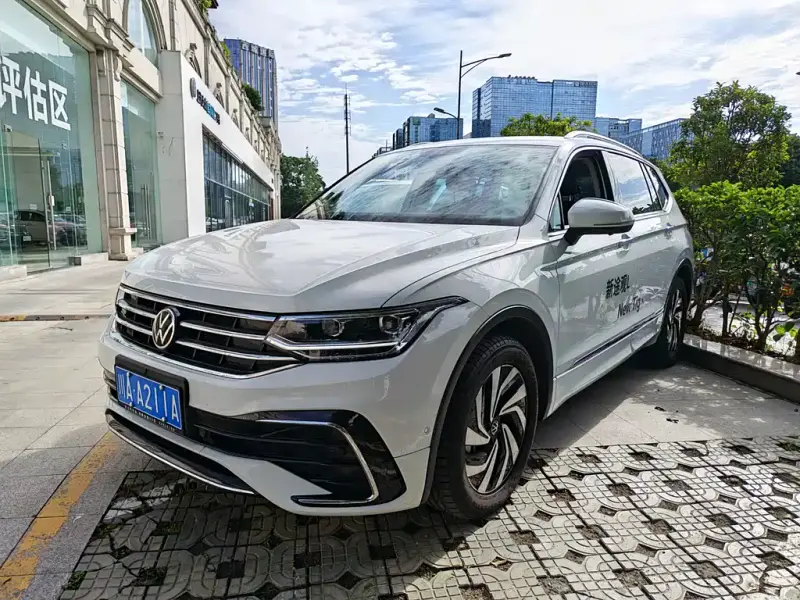 Volkswagen Tiguan L, 2024