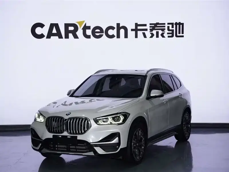 BMW X1, 2022 — фото 1