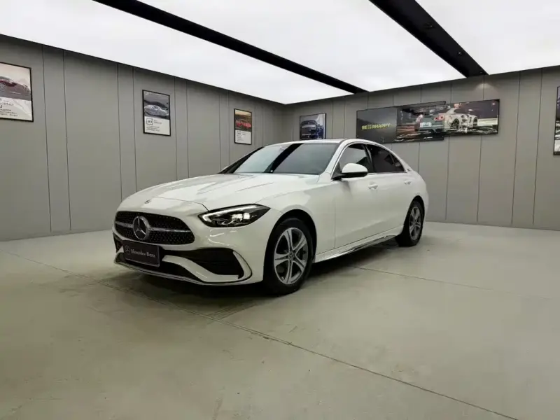 Mercedes-Benz C-Class, 2022