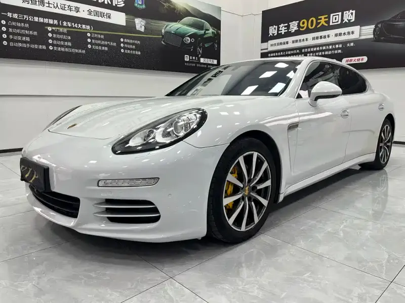 Porsche Panamera, 2016
