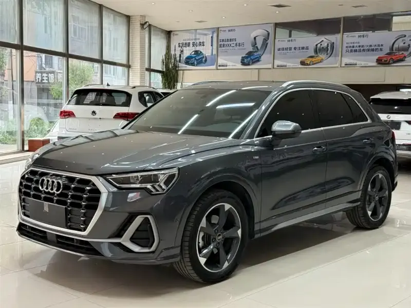 Audi Q3, 2023