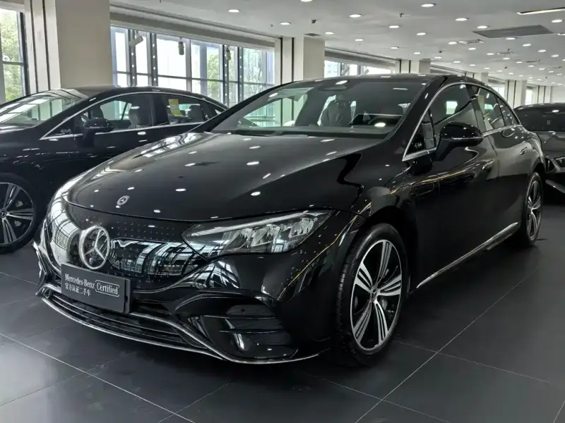 Mercedes-Benz EQE, 2025