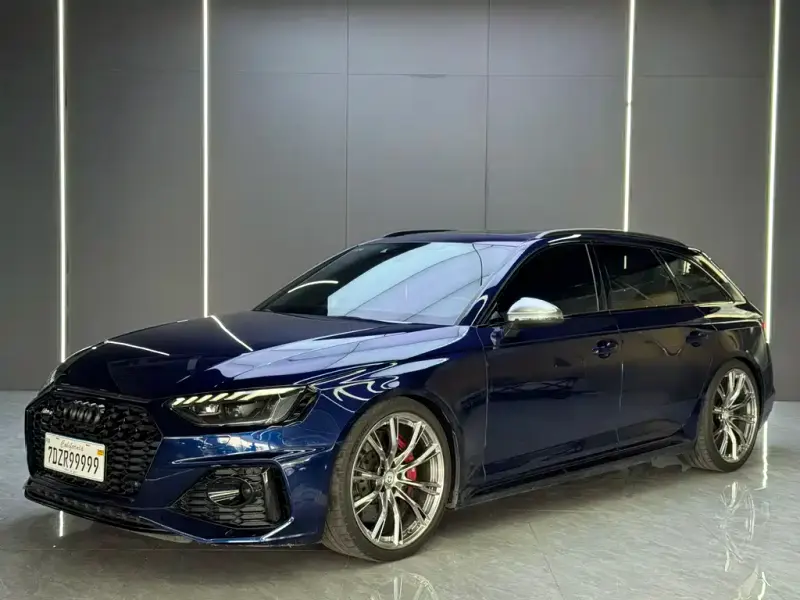 Audi RS 4, 2021