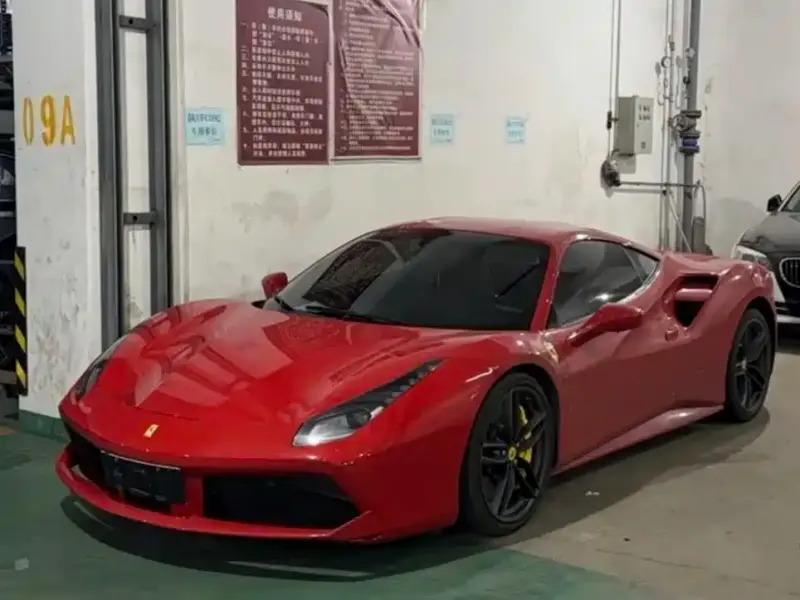 Ferrari 488, 2016