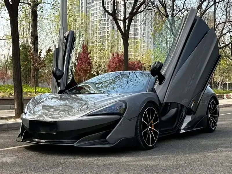McLaren 600LT, 2020