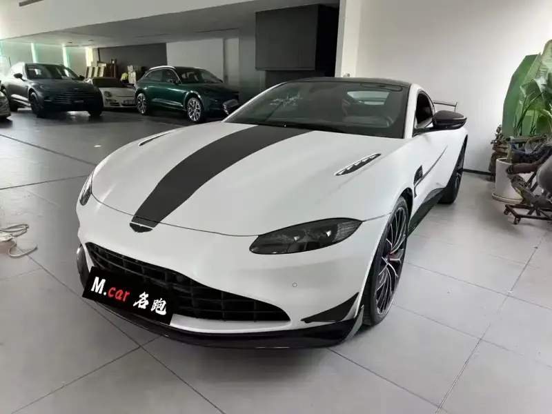 Aston Martin V8 Vantage, 2025