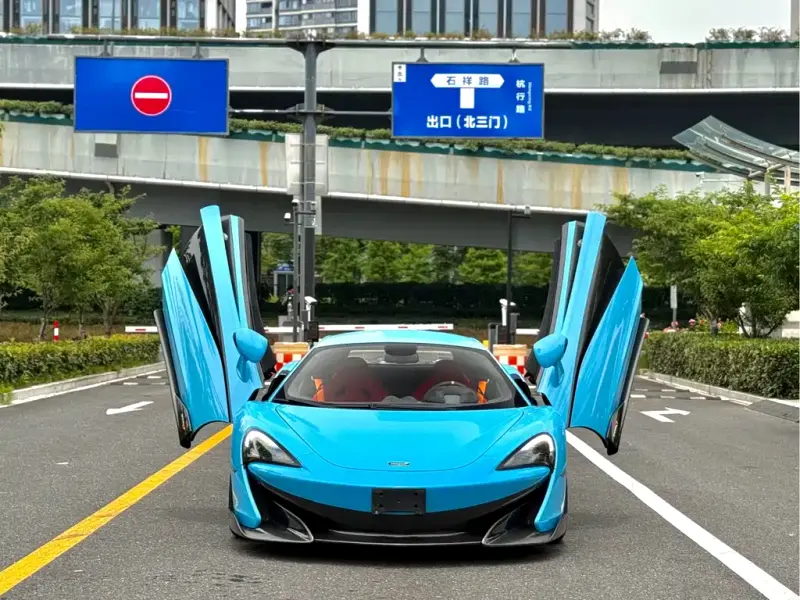 McLaren 600LT, 2020