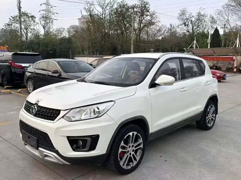 BAIC Senova X35, 2016