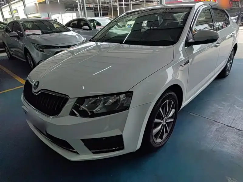 Skoda Octavia, 2016 — фото 1