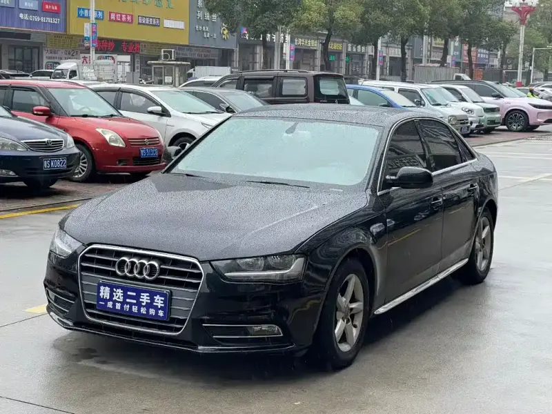 Audi A4L, 2014 — фото 1