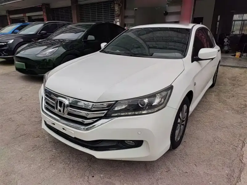 Honda Accord, 2015