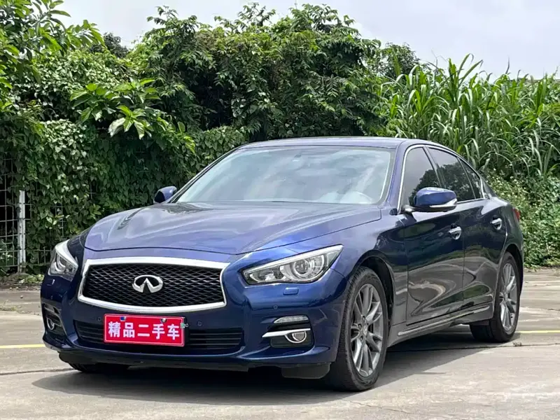 Infiniti Q50L, 2017