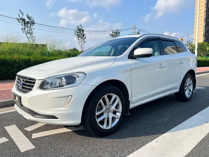Volvo XC60, 2016 — фото 1