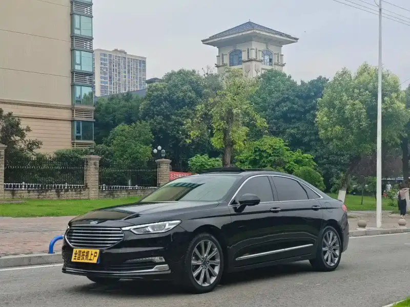 Ford Taurus, 2020