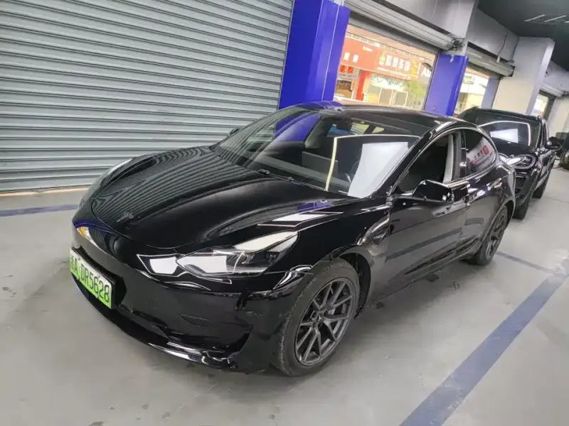 Tesla Model 3, 2020