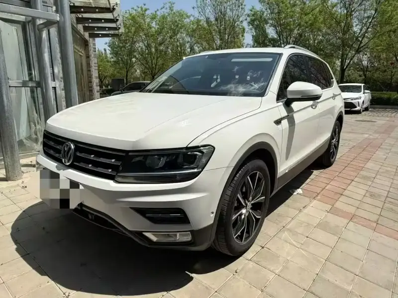 Volkswagen Tiguan L, 2018