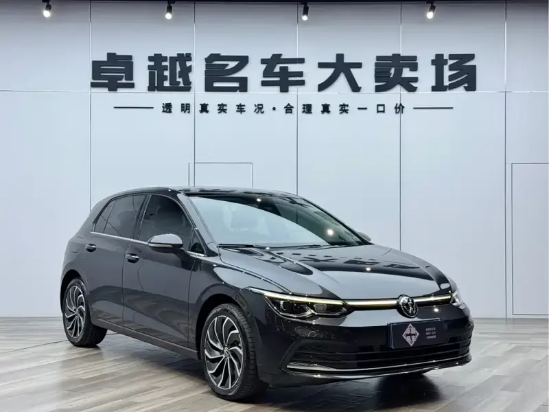 Volkswagen Golf, 2021