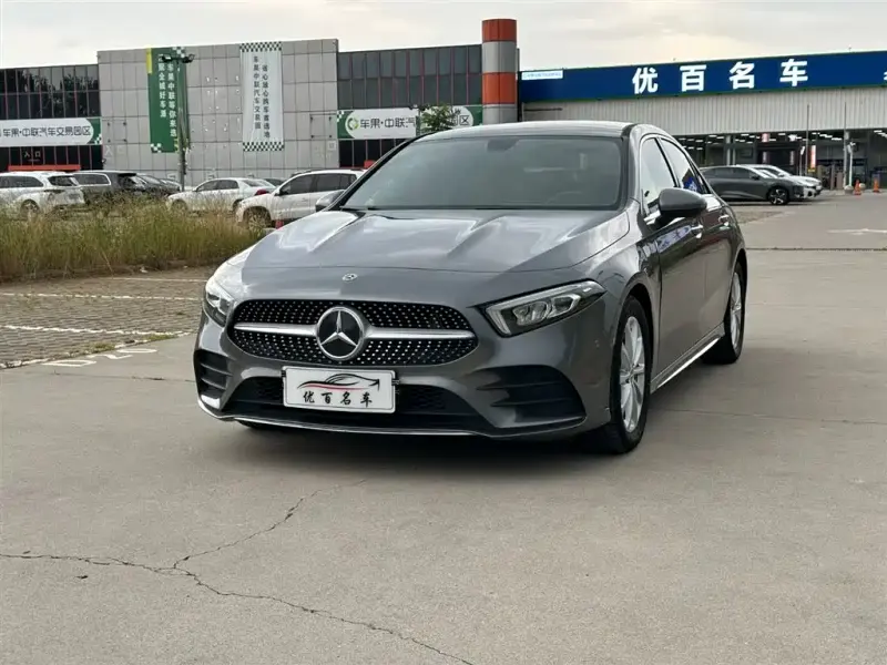 Mercedes-Benz A-Class, 2020 — фото 1