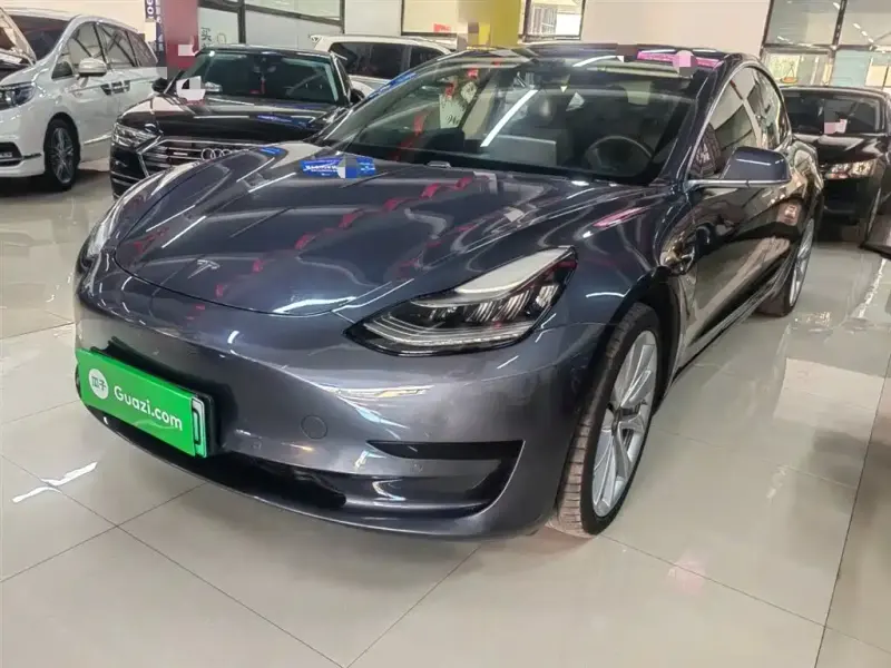 Tesla Model 3, 2020