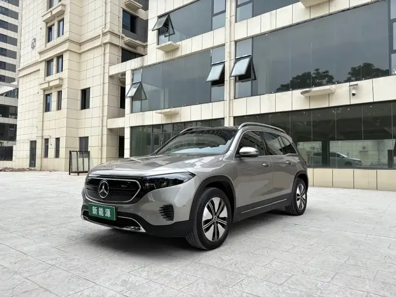 Mercedes-Benz EQB, 2023