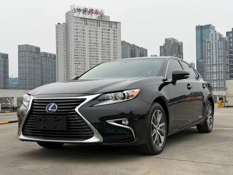 Lexus ES, 2016 — фото 1