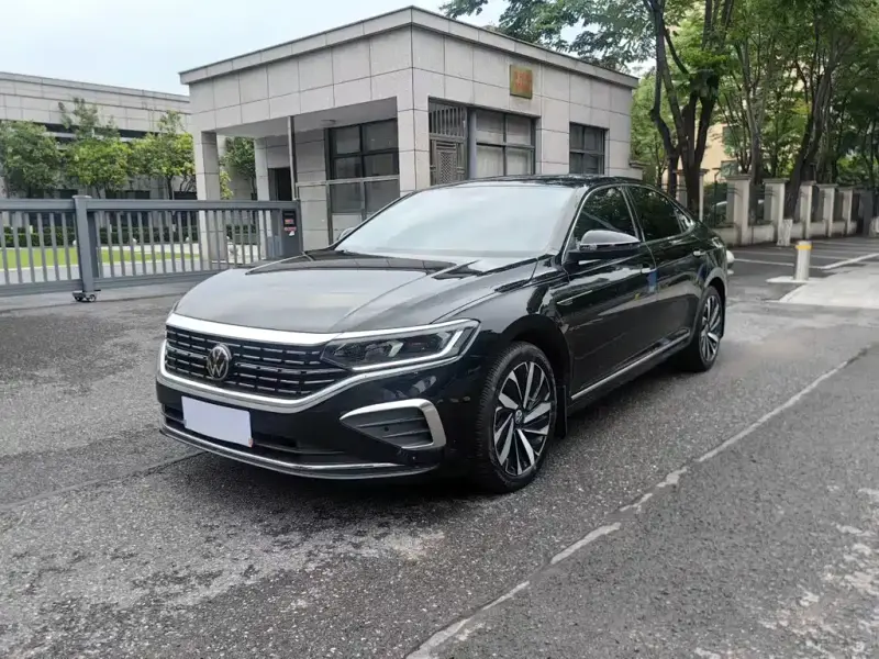 Volkswagen Passat, 2024