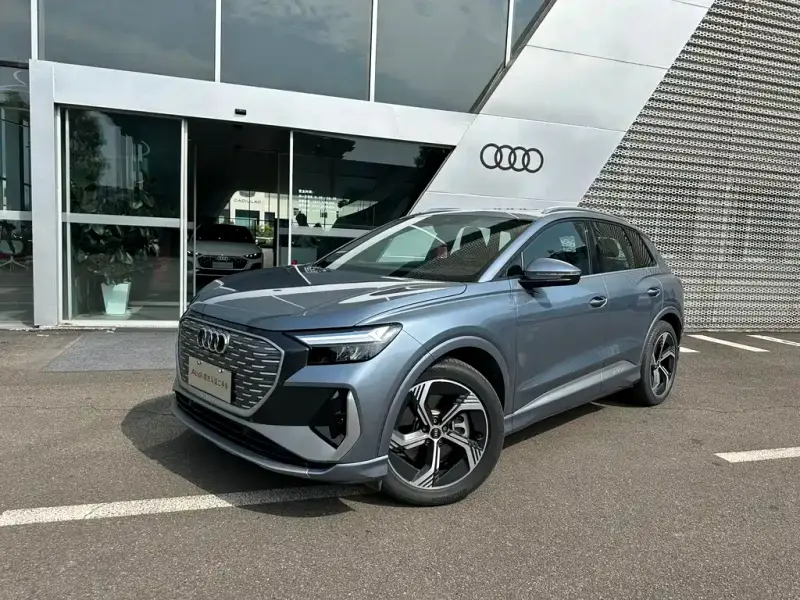 Audi Q4 e-tron, 2024