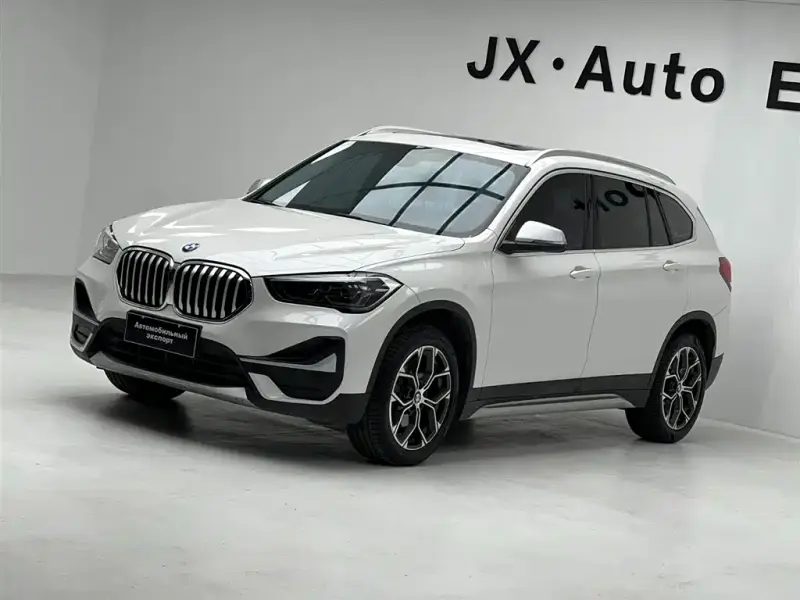 BMW X1, 2022 — фото 1