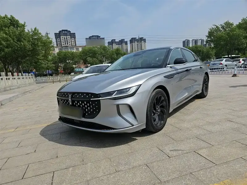 Lincoln Z, 2024