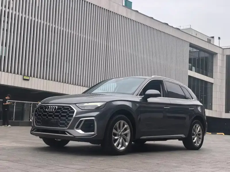 Audi Q5L, 2021