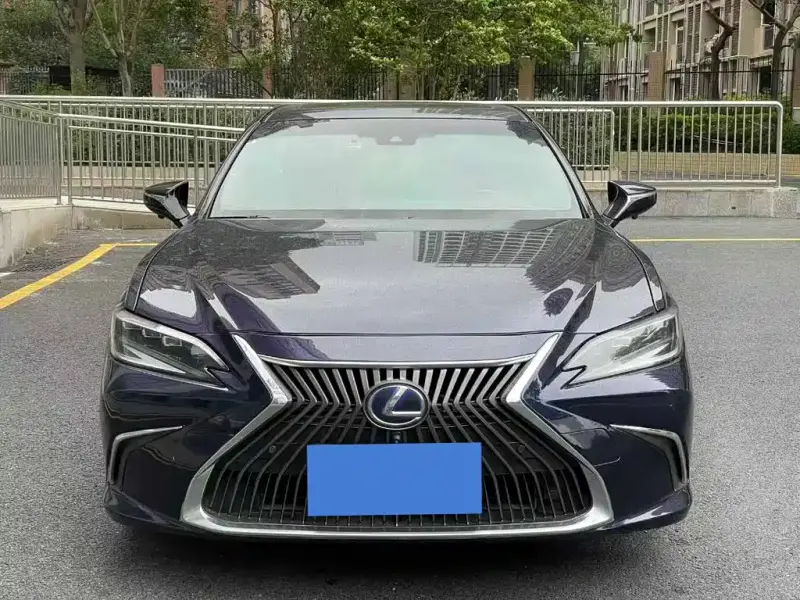 Lexus ES, 2019 — фото 1