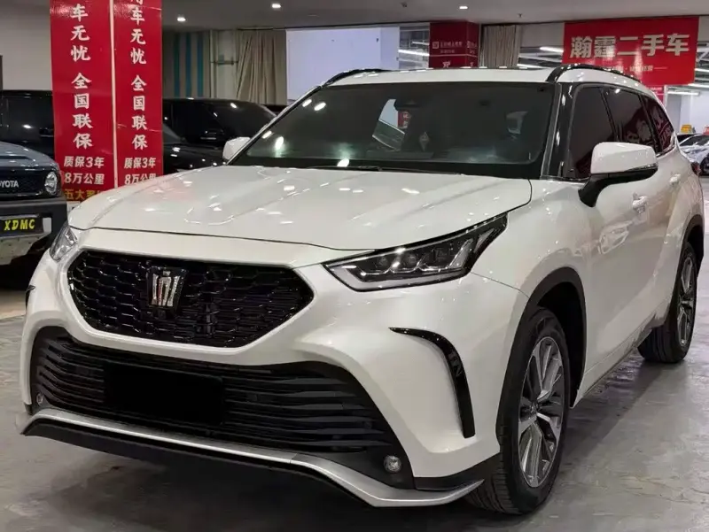 Toyota Crown Kluger, 2025