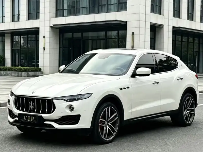Maserati Levante, 2019 — фото 1