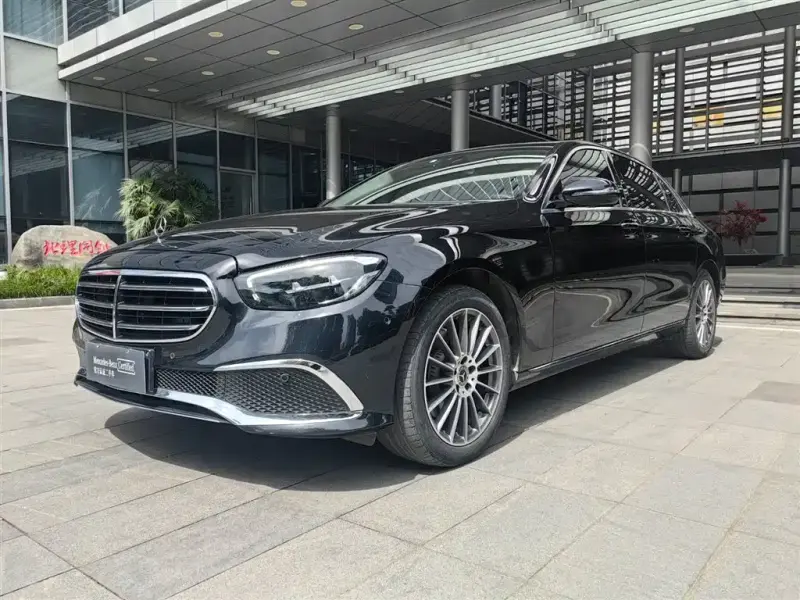 Mercedes-Benz E-Class, 2022 — фото 1