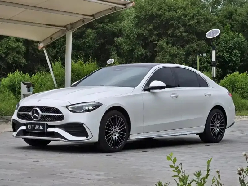 Mercedes-Benz C-Class, 2025
