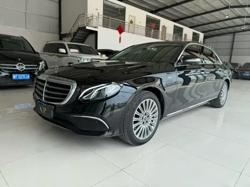 Mercedes-Benz E-Class, 2020 — фото 1