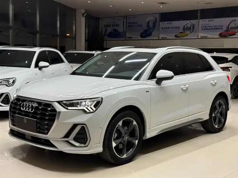 Audi Q3, 2023