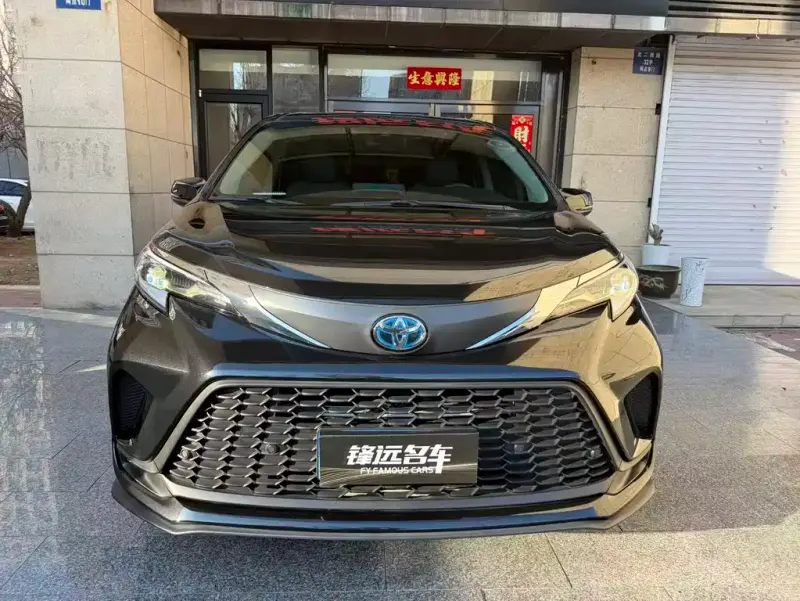 Toyota Granvia, 2024