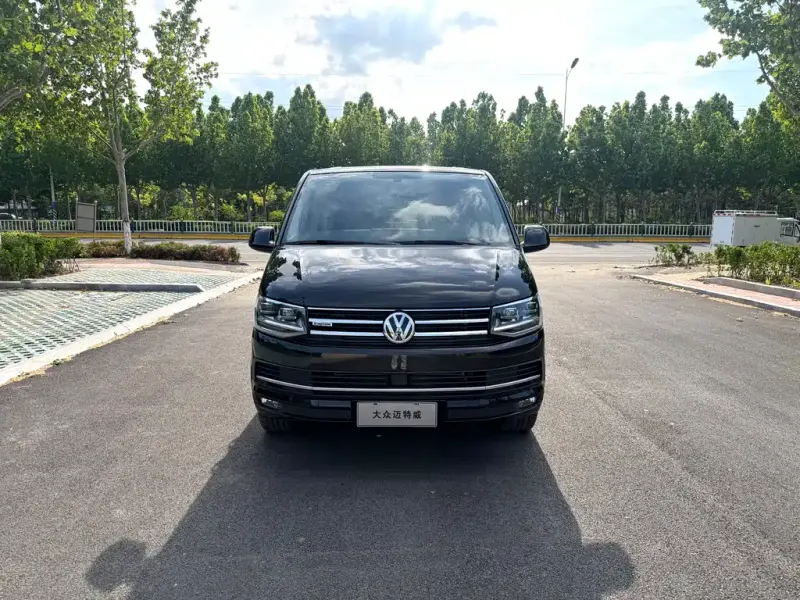 Volkswagen Multivan, 2017 — фото 1