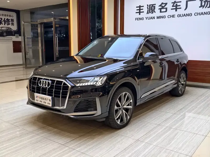 Audi Q7, 2023 — фото 1